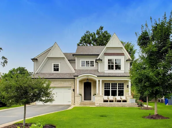 440 Sunset Dr, Wilmette, IL 60091