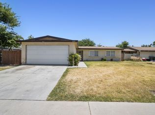 44322 Gingham Ave, Lancaster, CA 93535