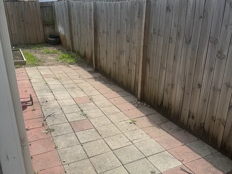 3919 Diamond Ave — Photo 16