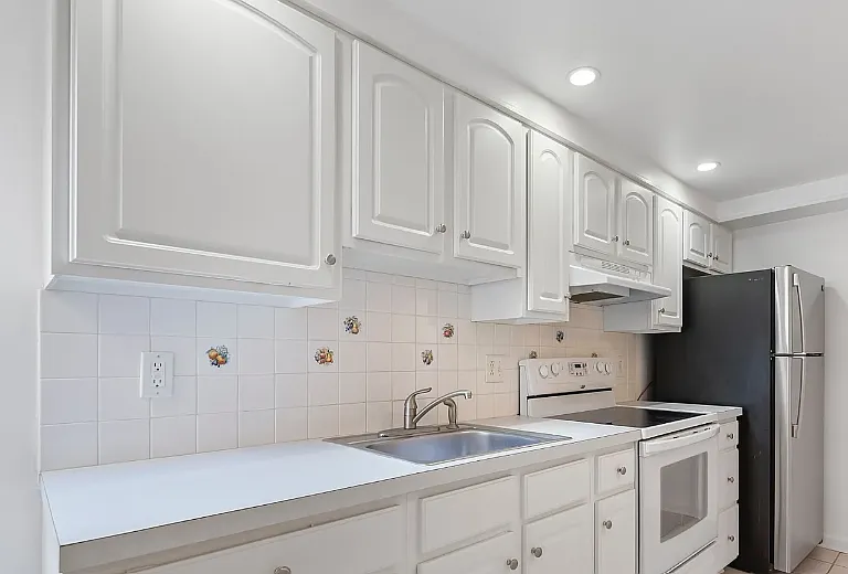 626 Carpenter St #2 — Photo 12