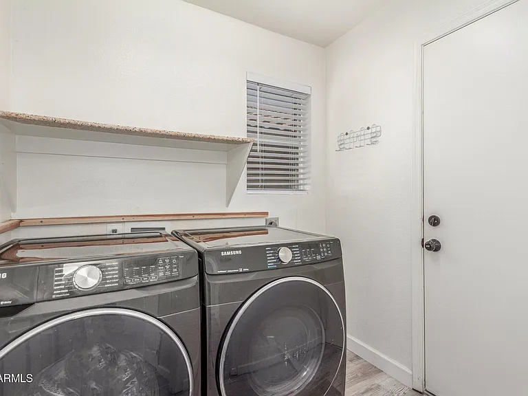 12545 W Cambridge Ave — Photo 24