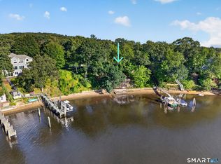 37 Oswegatchie Rd, Waterford, CT 06385