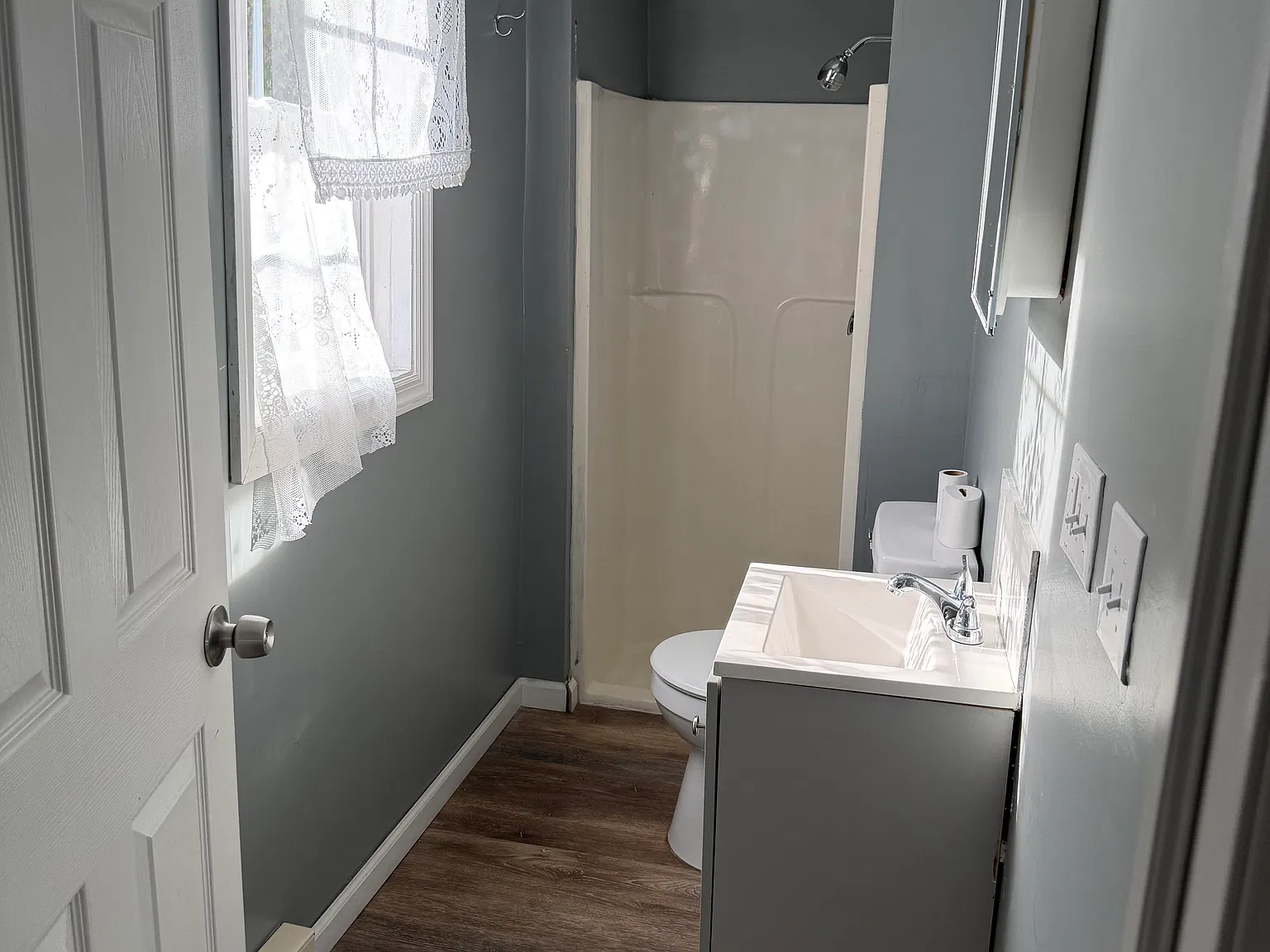 3 bed, 1100 sqft, $1,350 — Photo 4