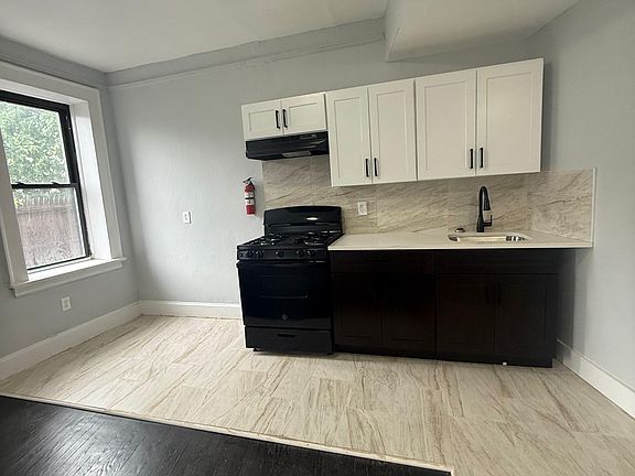 4th image of 1000 S Orange Ave #102