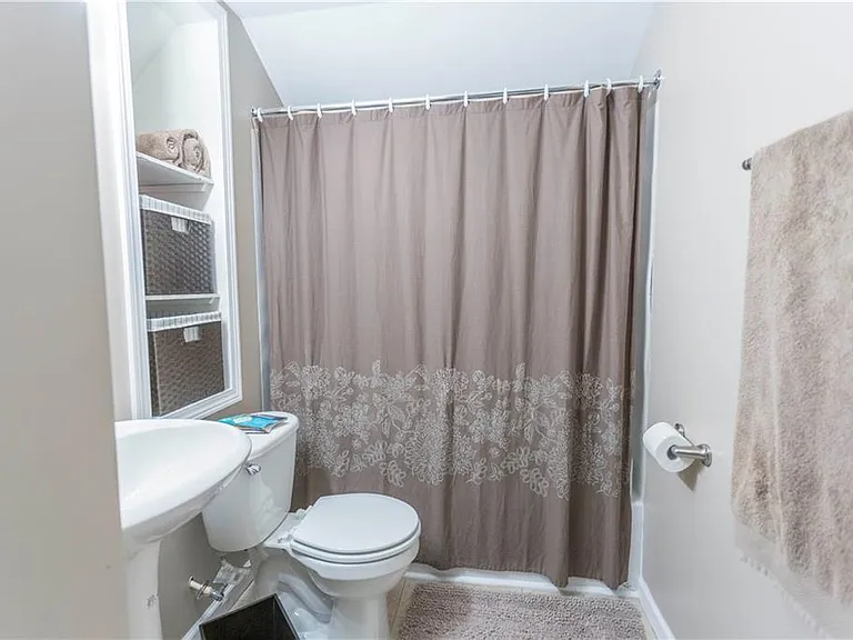 4068 Winthrop Ave — Photo 10