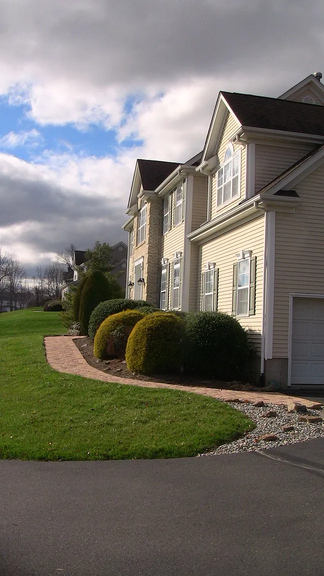 5 Beaver Creek Dr photo 1