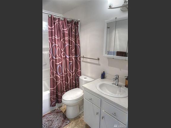 3rd image of 4925 67th St NE #B