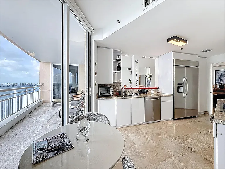 808 Brickell Key Dr #2002 — Photo 21