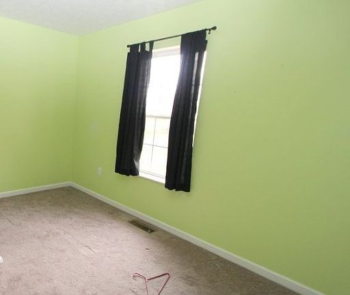 3rd image of 1659 Silverado Ct