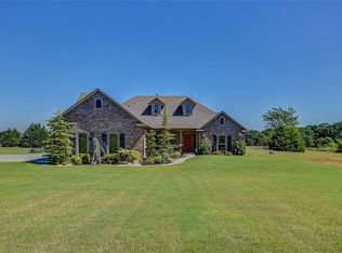 18601 E Wilshire Blvd, Jones, OK 73049