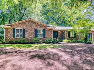 655 Alpine Rd, Winston Salem, NC 27104