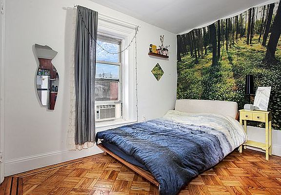 2nd image of 657 Saint Marks Ave APT 4R