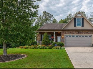 84 Tradewind Dr, Fort Oglethorpe, GA 30742