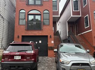 90-92 W 45th St #1, Bayonne, NJ 07002