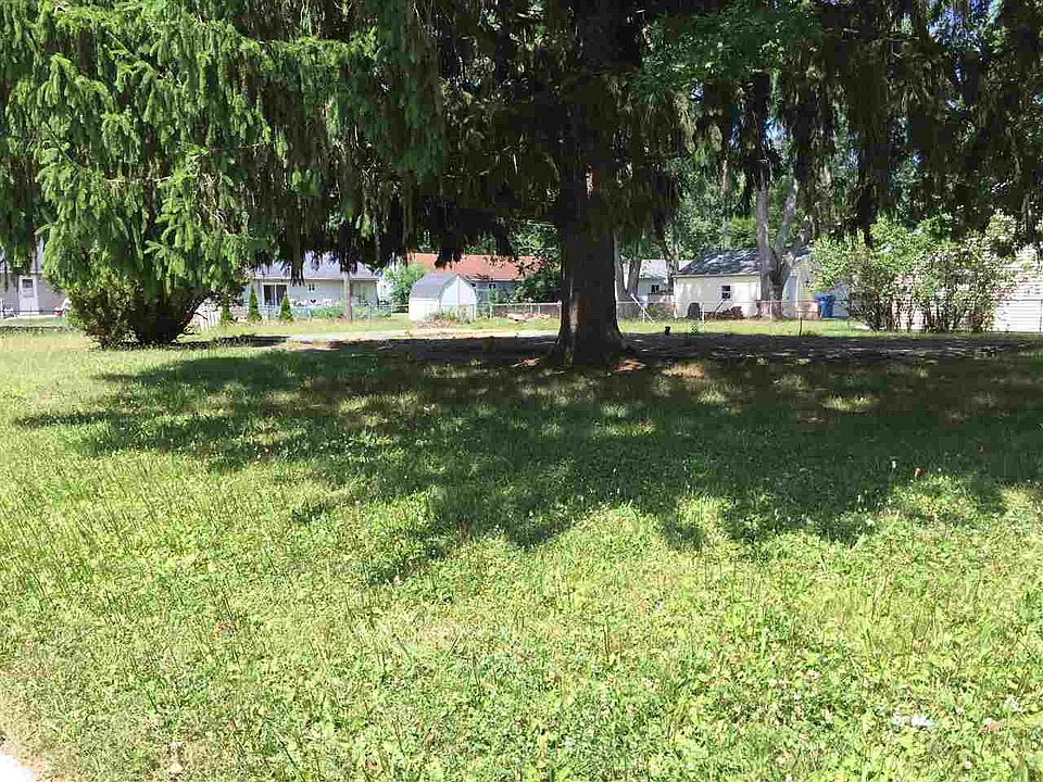 2nd image of 1306 Sherbrook Dr