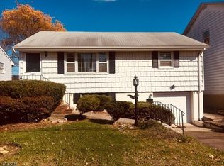 230 Cumberland Ave, Paterson, NJ 07502