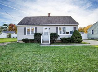 54 Mosher Dr, Tonawanda, NY 14150