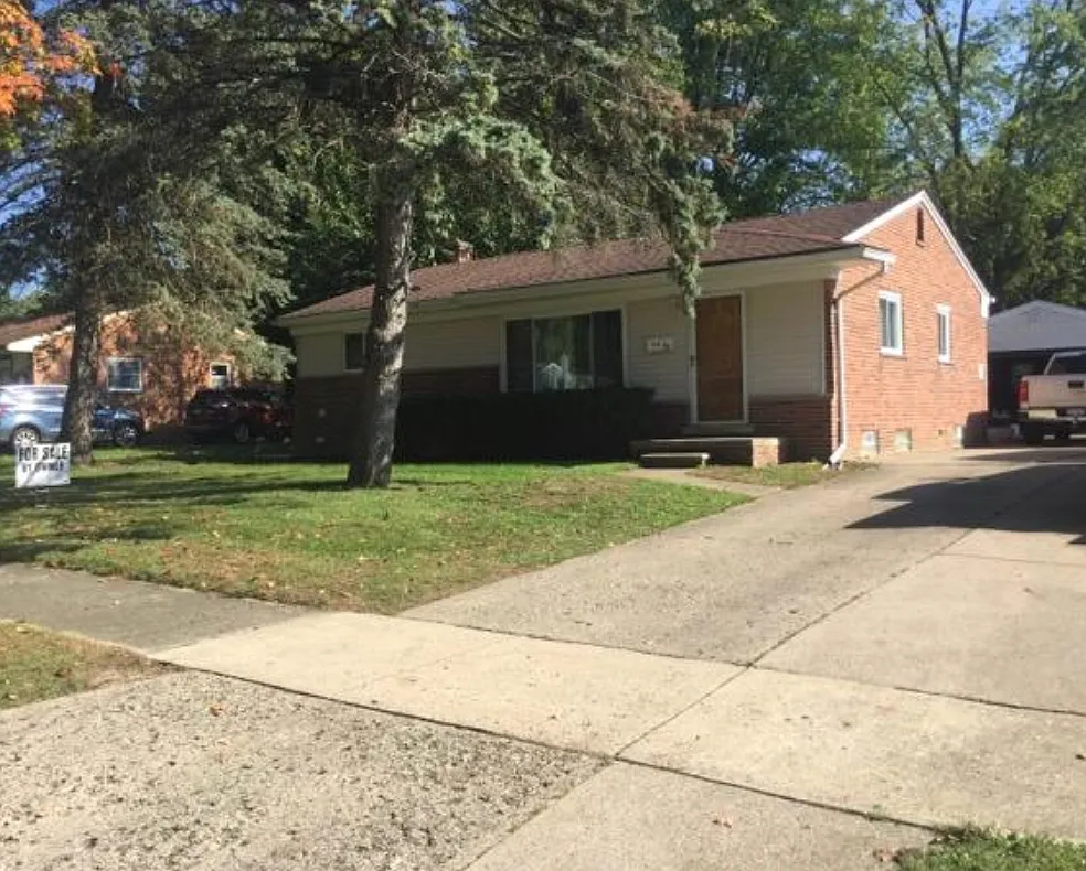 392 Winry Dr photo 1