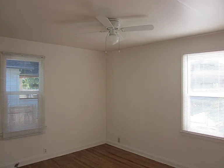 5553 S Prince St — Photo 10