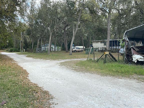 4th image of 385 NE 441st Ave