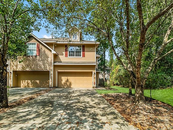 2nd image of 144 E Summer Haze Cir