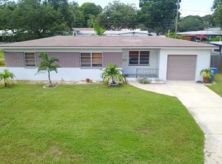 1318 Farragut Dr N, Saint Petersburg, FL 33710