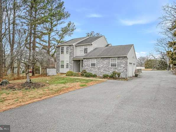 346 Bear Christiana Rd, Bear, DE 19701