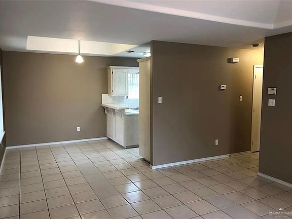5th image of 4103 S Veterans Blvd S