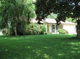 8 Gary Dr, The Plains, OH 45780