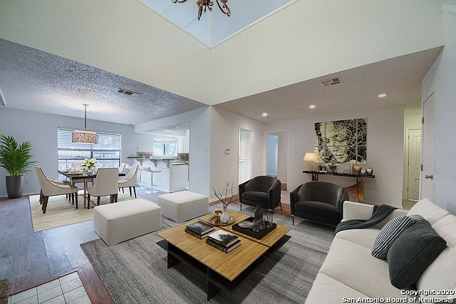1st image of 1731 Summer Park Ln