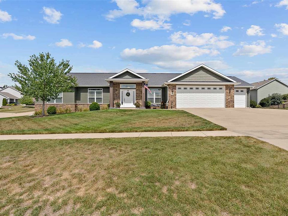 610 Jackson St, Tiffin, IA 52340 Zillow