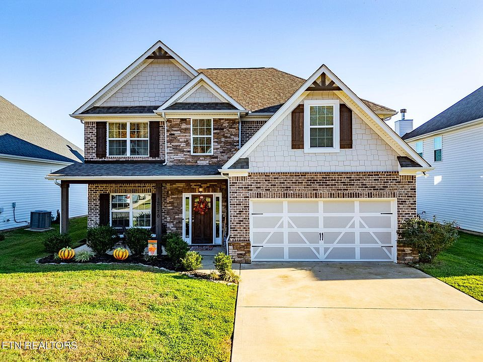 1st image of 12170 Woodhollow Ln
