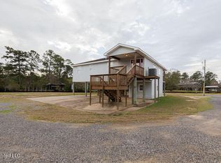 16033 Dennies Dr, Pearlington, MS 39572