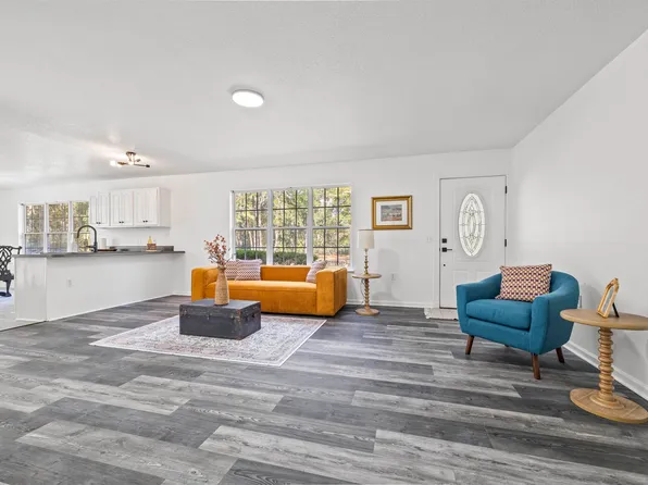 4177 Sid Hendry Rd, Perry, FL 32347