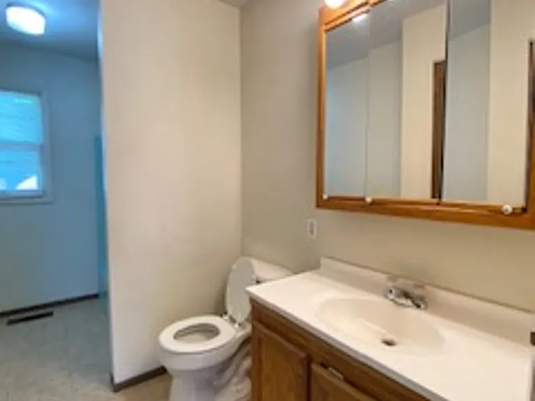 2637 Frances Ave — Photo 12