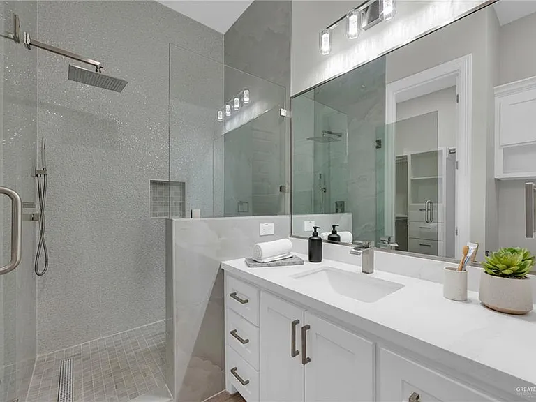 612 Makayla Dr — Photo 13