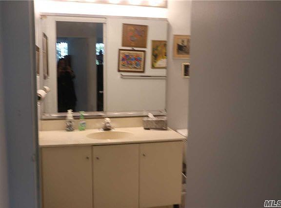 4th image of 1101 162nd St APT 6D