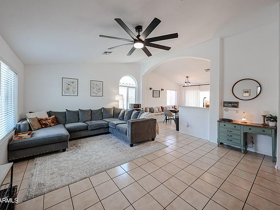 4th image of 11301 W GOLDEN Lane