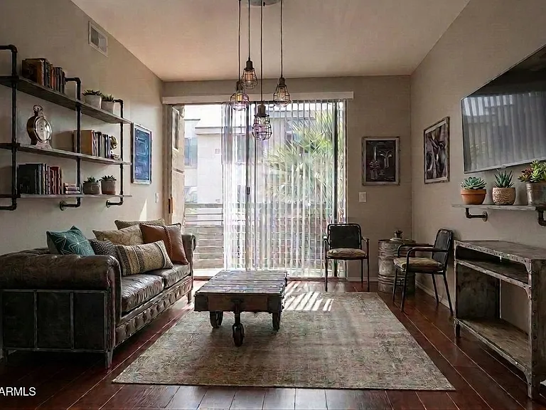 1701 E Colter St #378 — Photo 1