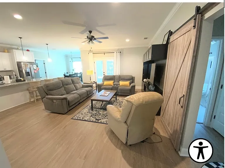 110 Hudson Trl — Photo 9
