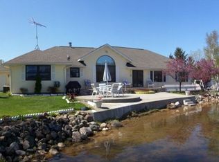 11117 W Royal Rd, Canadian Lakes, MI 49346