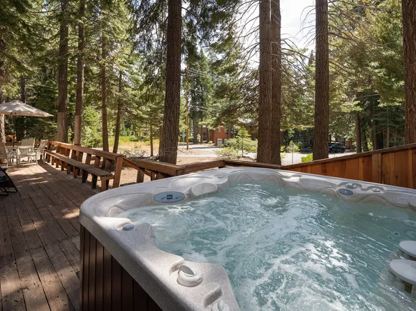 700 Carnelian Cir, Carnelian Bay, CA 96140