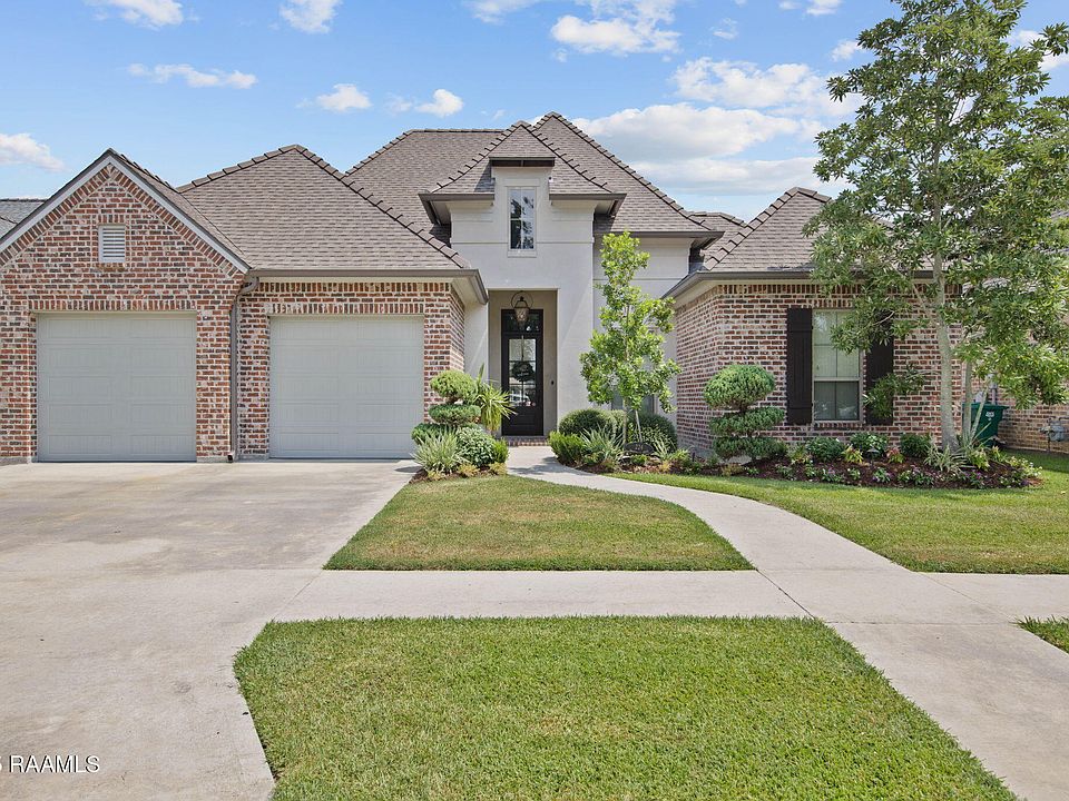 1st image of 224 Ardenwood Dr