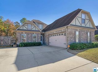 1029 Emerald Ridge Dr, Calera, AL 35040