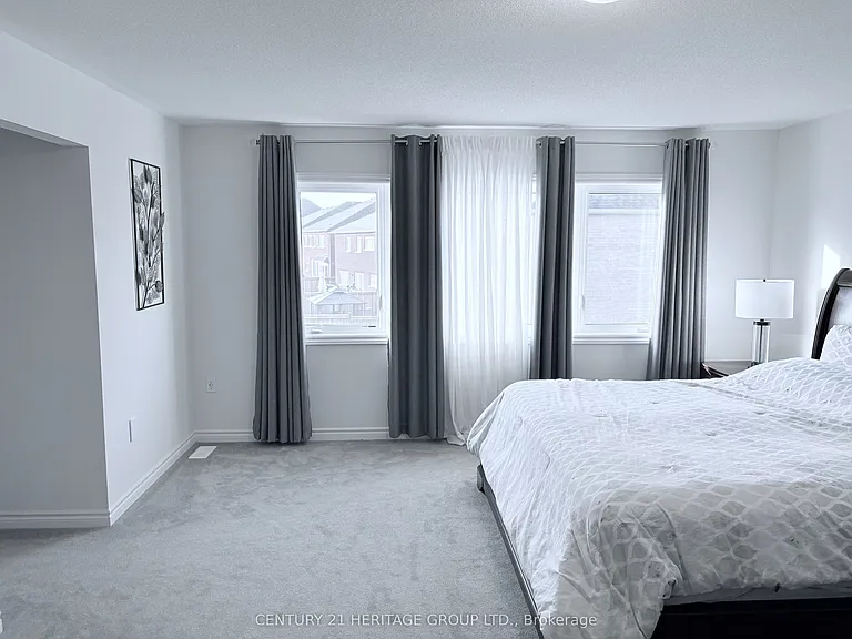 1110 Wickham Rd — Photo 23