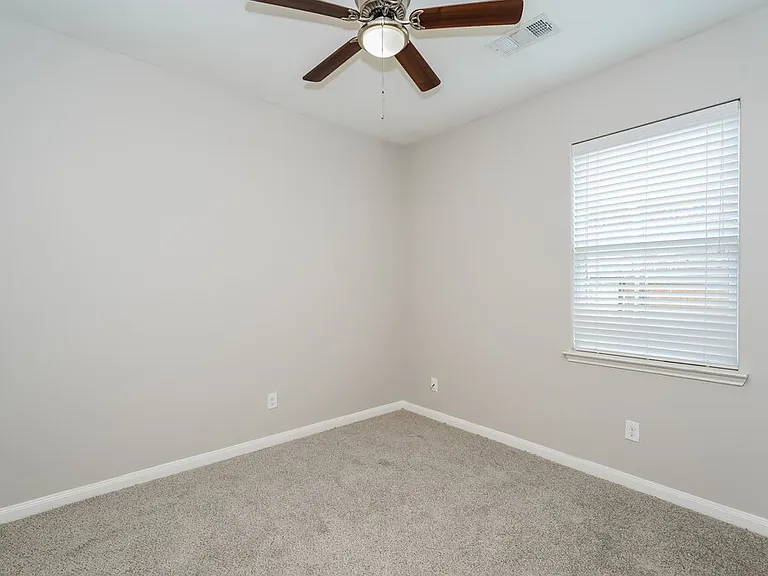 6120 Chalk Hollow Dr — Photo 14