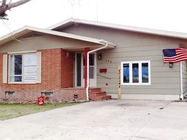 508 W 10th St, McCook, NE 69001