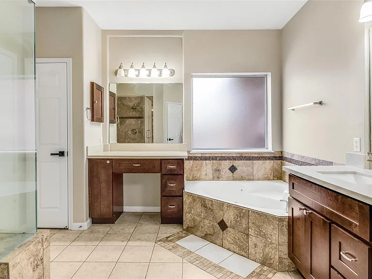11405 Starlight Bay St — Photo 22