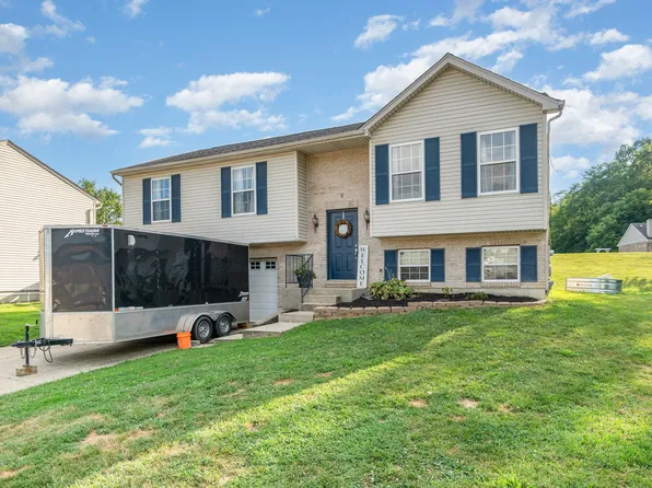 9 N Brushwood Ct, Alexandria, KY 41001