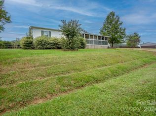 9756 Knightbridge Dr, Concord, NC 28025